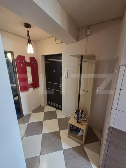 Apartament cu 2 camere decomandat, mobilat în Jibou