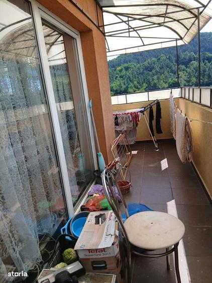 Apartament cu 3 camere în Florești