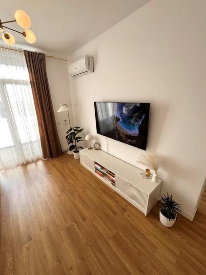 Apartament cu 2 camere decomandat în Exterior Vest