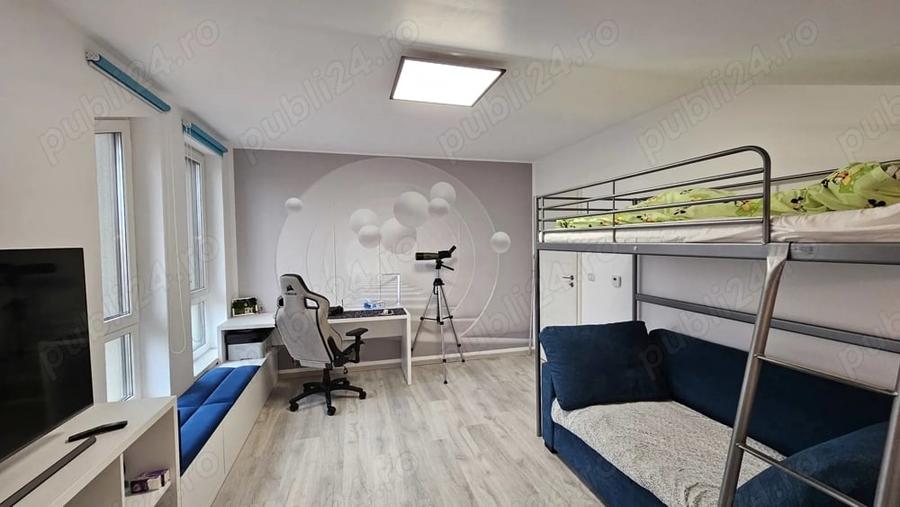 Apartament cu 3 camere decomandat în Giroc