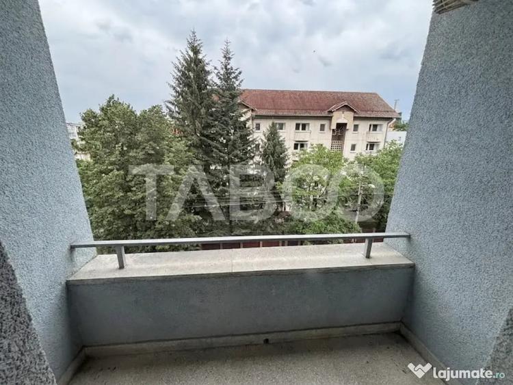 Apartament cu 2 camere semidecomandat în Semicentral