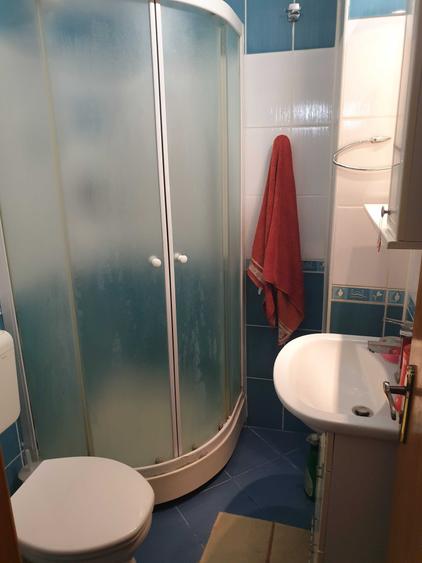 Apartament cu 3 camere decomandat în Cantacuzino