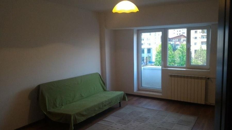 Garsonieră decomandată în Unirii