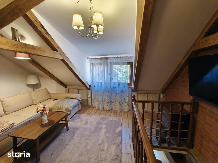 Apartament cu 4 camere în Schei