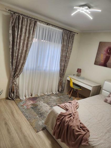 Apartament cu 3 camere decomandat în Dumbrăvița