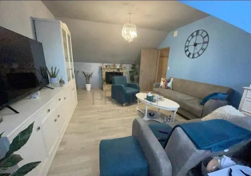 Apartament cu 3 camere decomandat, mobilat în Ghiroda