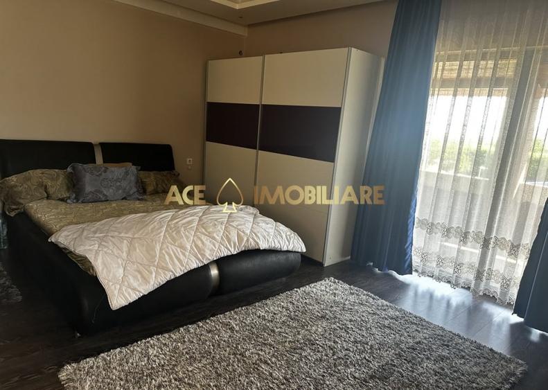 Casă individuală cu 5 camere cu Canalizare în Theodor Pallady