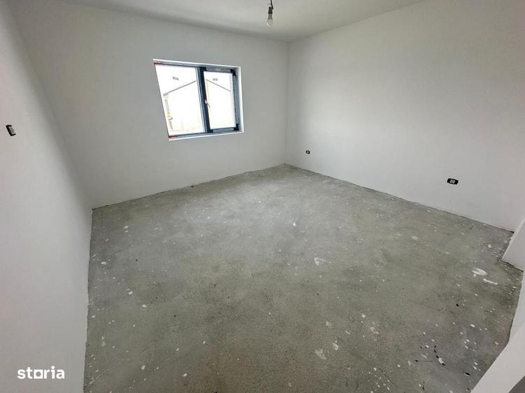 Casă cu 4 camere cu Teren 330 Mp în Ghencea