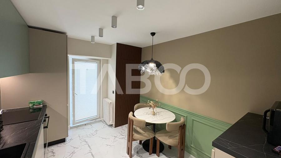 Apartament cu 2 camere decomandat, mobilat în Central