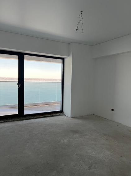 Apartament cu 2 camere decomandat în Est
