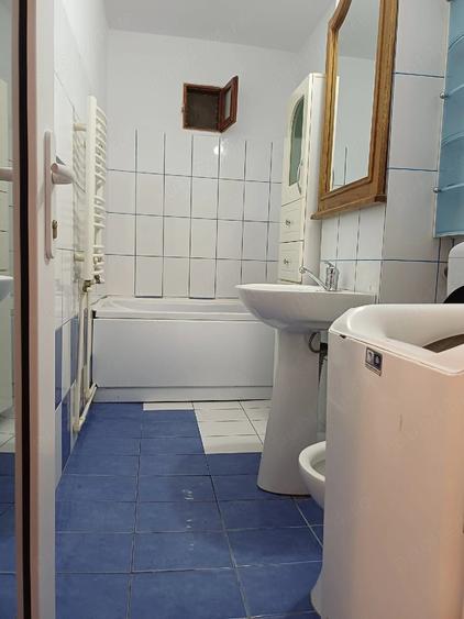 Apartament cu 2 camere decomandat în Exterior Vest