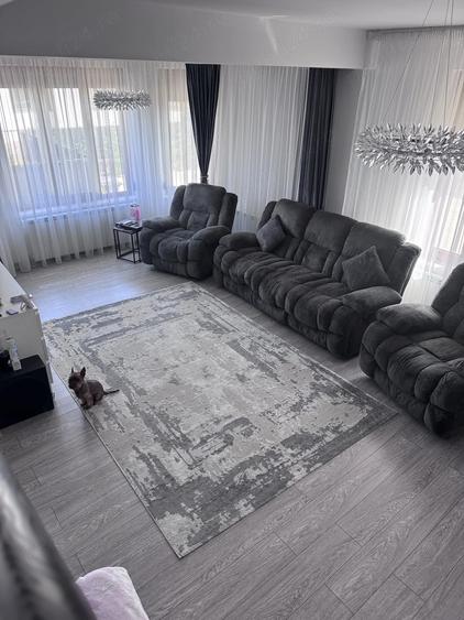 Casă cu Teren 360 Mp în Ceardac