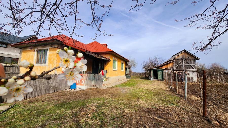 Casă cu 4 camere în 23 August