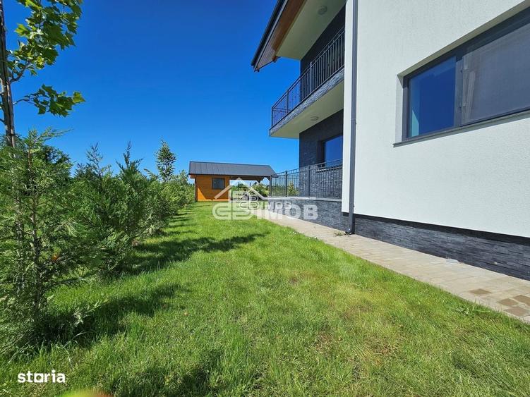 Spațiu comercial, de 280 mp, în Valea