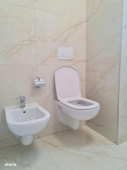 Apartament cu 2 camere, mobilat în Micro 17