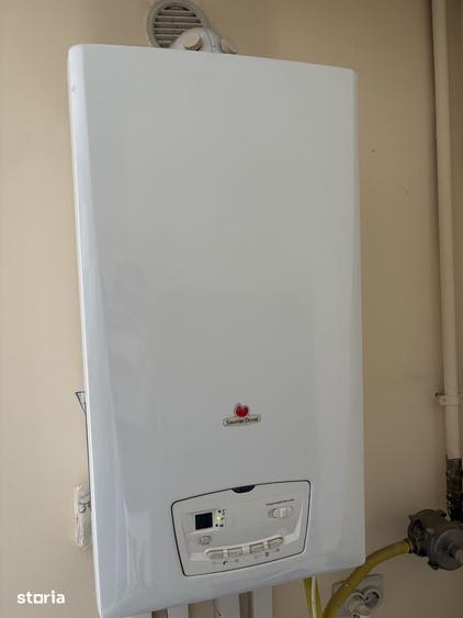 Apartament cu 3 camere decomandat în Giurgiului