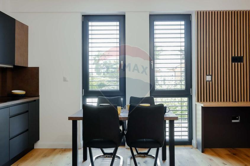 Apartament cu 2 camere nedecomandat, mobilat în Ultracentral