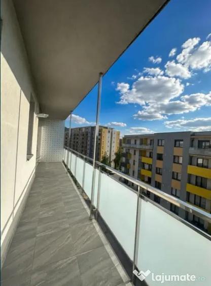 Apartament cu 3 camere decomandat în Avantgarden