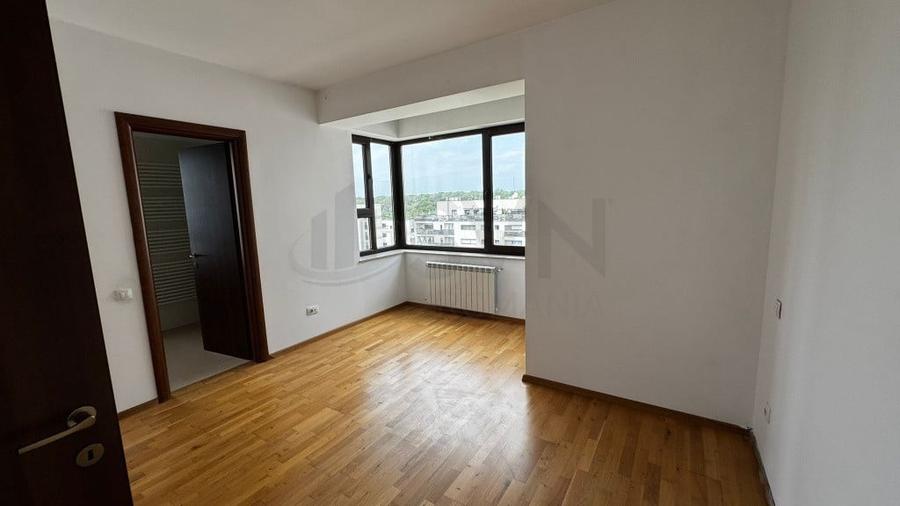 Apartament cu 2 camere decomandat în Băneasa — fotografia 3