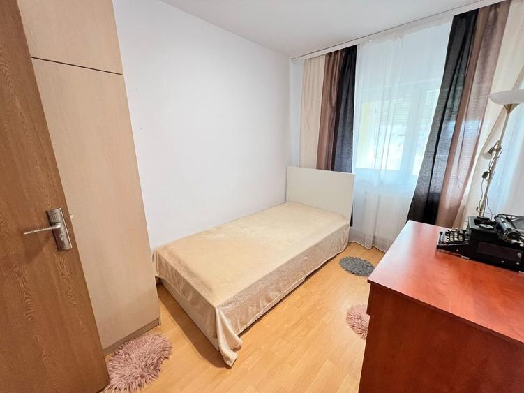 Apartament cu 3 camere decomandat, mobilat în Mănăștur