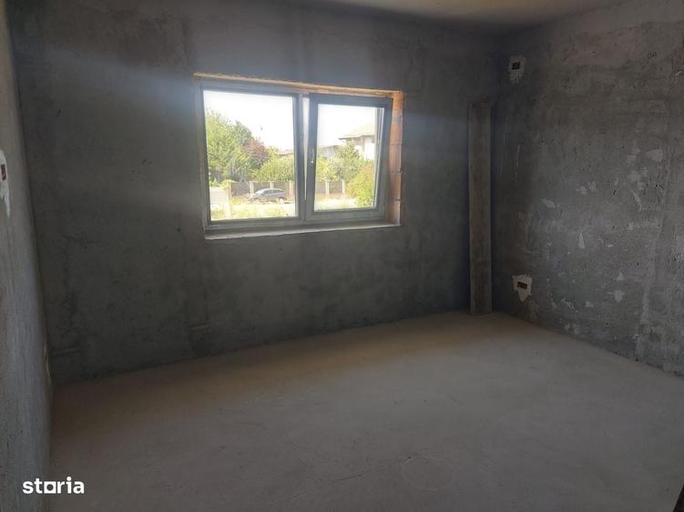 PROPRIETAR, Casa noua, 4 camere, 3 bai, metrou, - 4