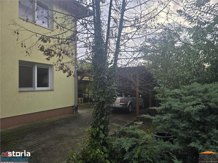 Casă cu 8 camere cu Teren 1150 Mp în Elisabetin