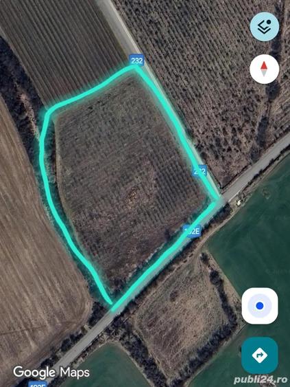 Teren de 22000 mp, în Seciu