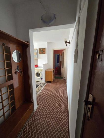 Apartament cu 2 camere semidecomandat în Olimpia-Stadion