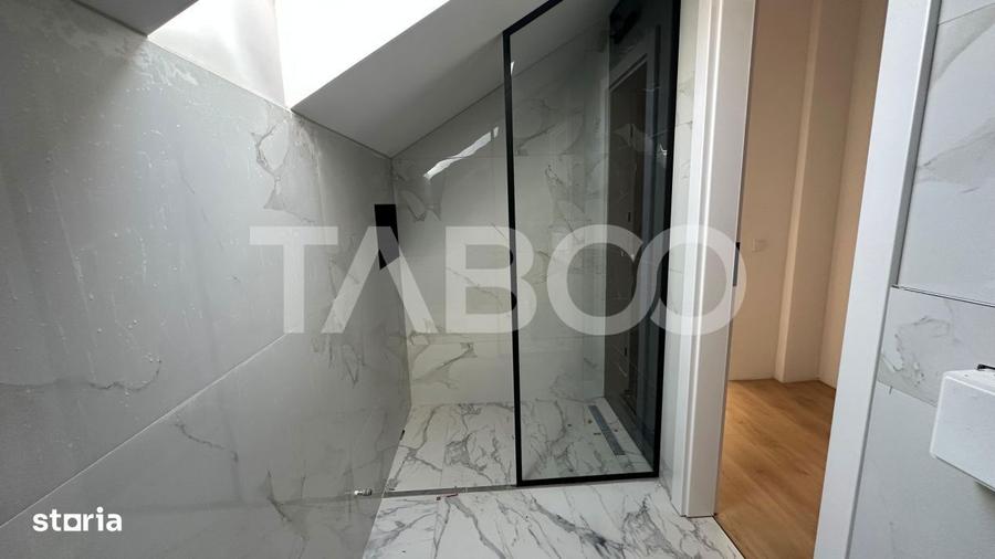 Apartament cu 3 camere decomandat în Industrial Vest