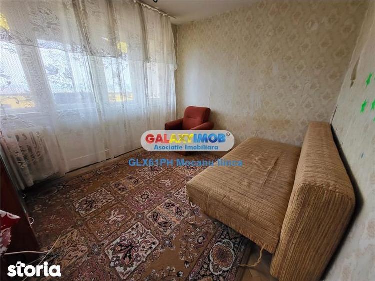 Apartament cu 3 camere semidecomandat, mobilat în Nord
