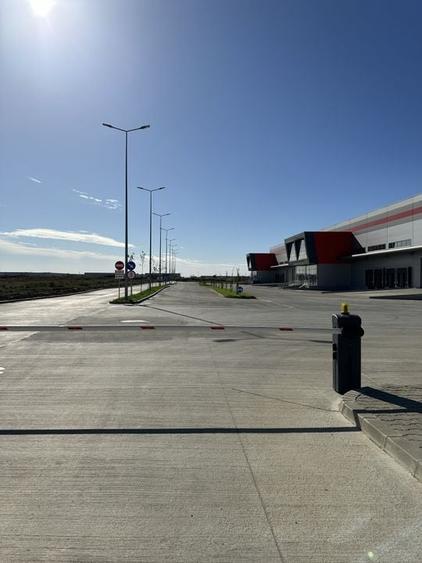 Spațiu industrial, de 2,500 mp, în Dragomirești-Deal