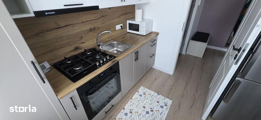 Apartament cu 2 camere semidecomandat în Central