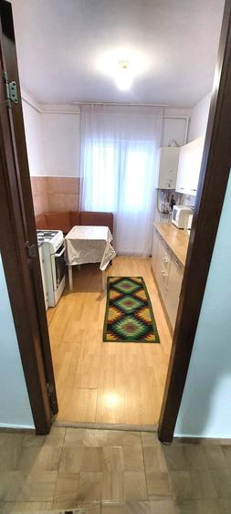 Chirie apartament 3 camere zona Spital Judetean mobilat-utilat 300eur/luna - 3