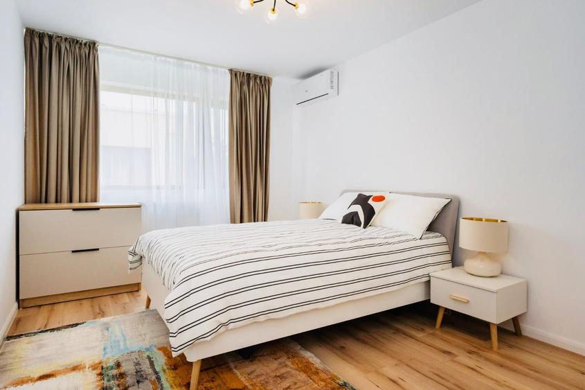 Duplex cu 4 camere cu Canalizare în 1 Decembrie