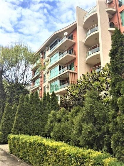 Apartament cu 3 camere decomandat, mobilat în Nord