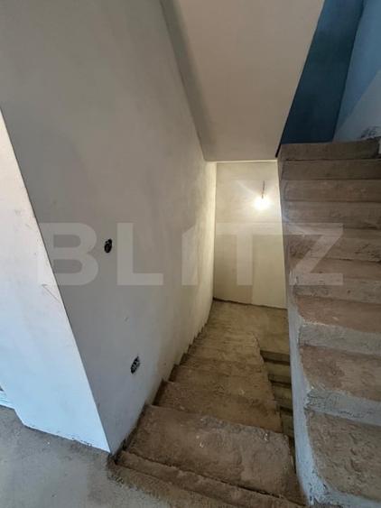 Casă individuală cu 6 camere cu Canalizare în Micro 6