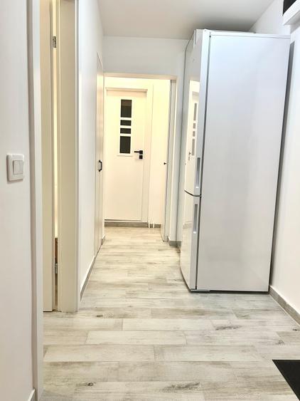 Apartament cu 2 camere decomandat, mobilat în Apărătorii Patriei
