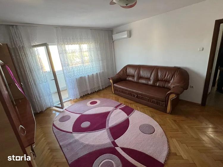 Apartament cu 2 camere semidecomandat în Girocului