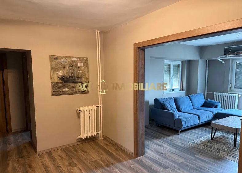Apartament cu 3 camere decomandat în Unirii