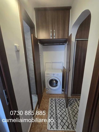 Apartament cu 2 camere decomandat în Apusului