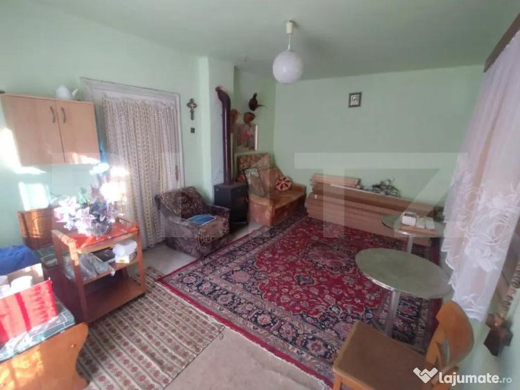 Casa 2 camere 70mp,+teren intravilan 1646 mp,zona Comunei Si - 6