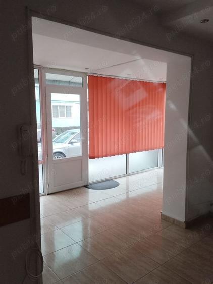 Spațiu comercial, de 95 mp, în Curtea de Argeș