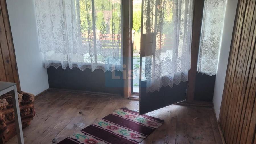 Casă cu 6 camere cu Garaj în Valea Doftanei
