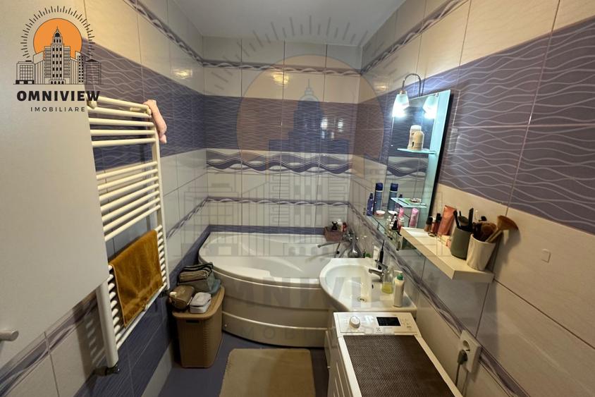Apartament cu 2 camere decomandat în Tractorul