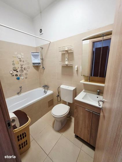 Apartament cu 2 camere semidecomandat în Central