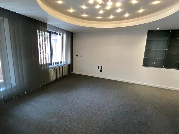 Spațiu comercial, de 150 mp, în Dacia