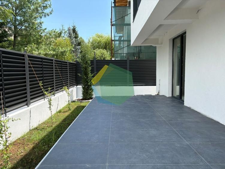 Casă individuală cu 4 camere cu Canalizare în Est