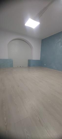 Spațiu comercial, de 55 mp, în Central