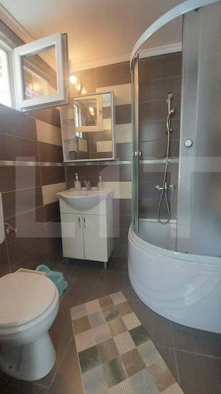 Casă individuală cu 5 camere cu Teren 4427 Mp în Vâlcele