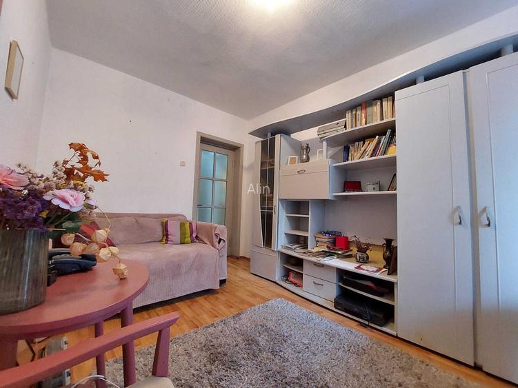 Apartament cu 3 camere de vanzare Radauti